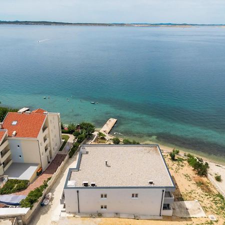 Beachfront Apartments Tic With Seaview Miletici エクステリア 写真