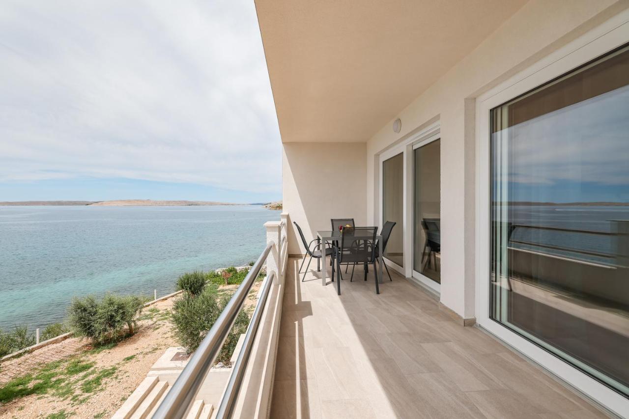 Beachfront Apartments Tic With Seaview Miletici エクステリア 写真