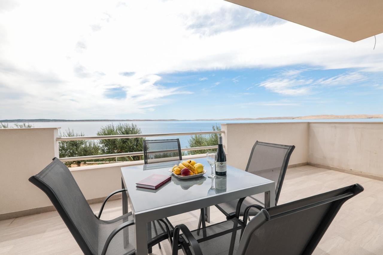 Beachfront Apartments Tic With Seaview Miletici エクステリア 写真