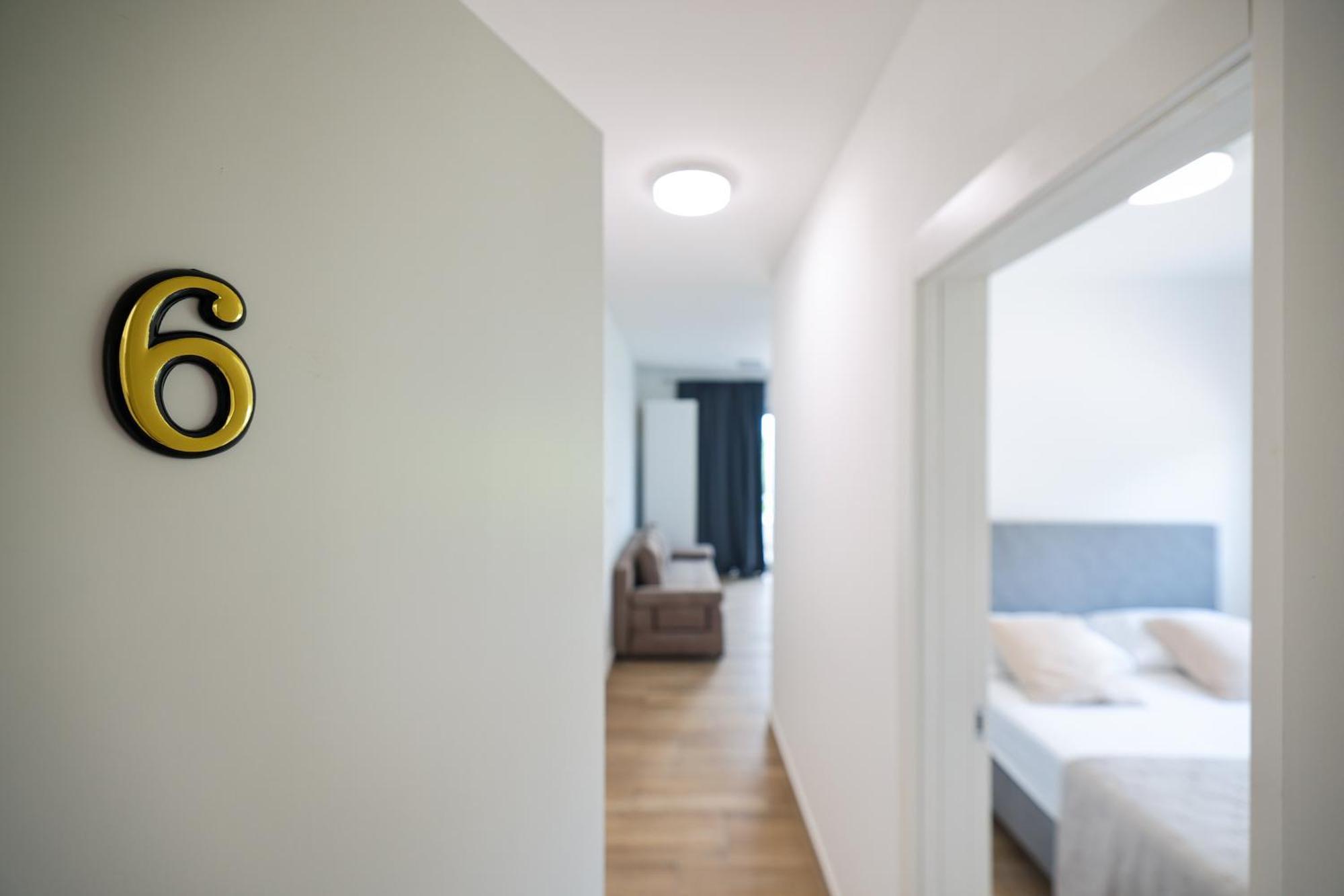 Beachfront Apartments Tic With Seaview Miletici エクステリア 写真