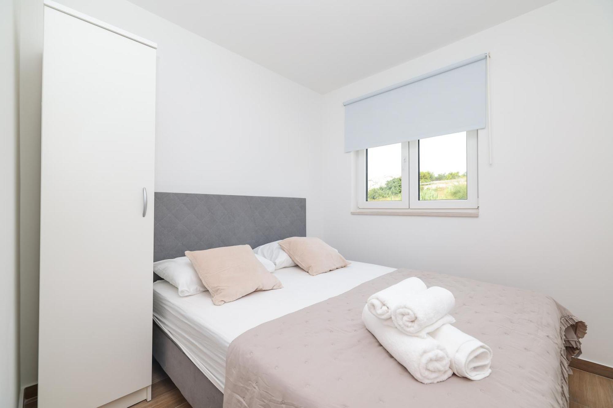 Beachfront Apartments Tic With Seaview Miletici エクステリア 写真