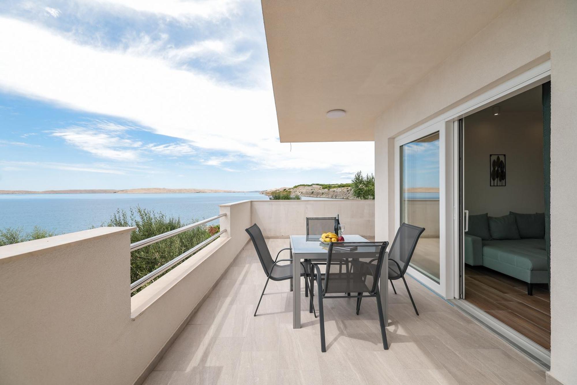 Beachfront Apartments Tic With Seaview Miletici エクステリア 写真